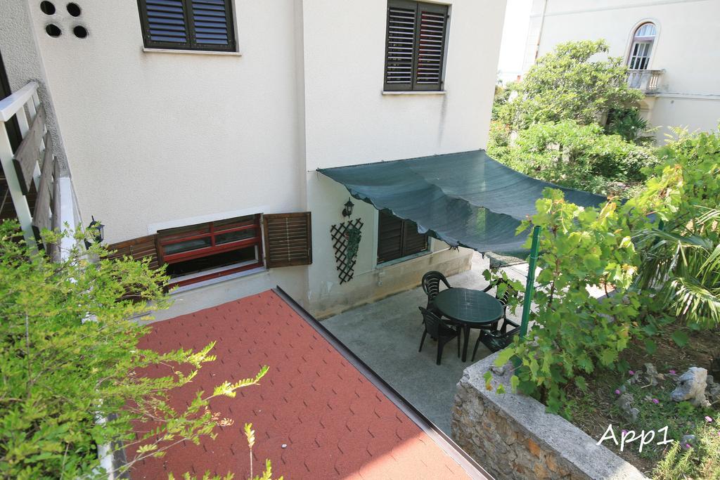 Apartments Agape Цриквеница Экстерьер фото