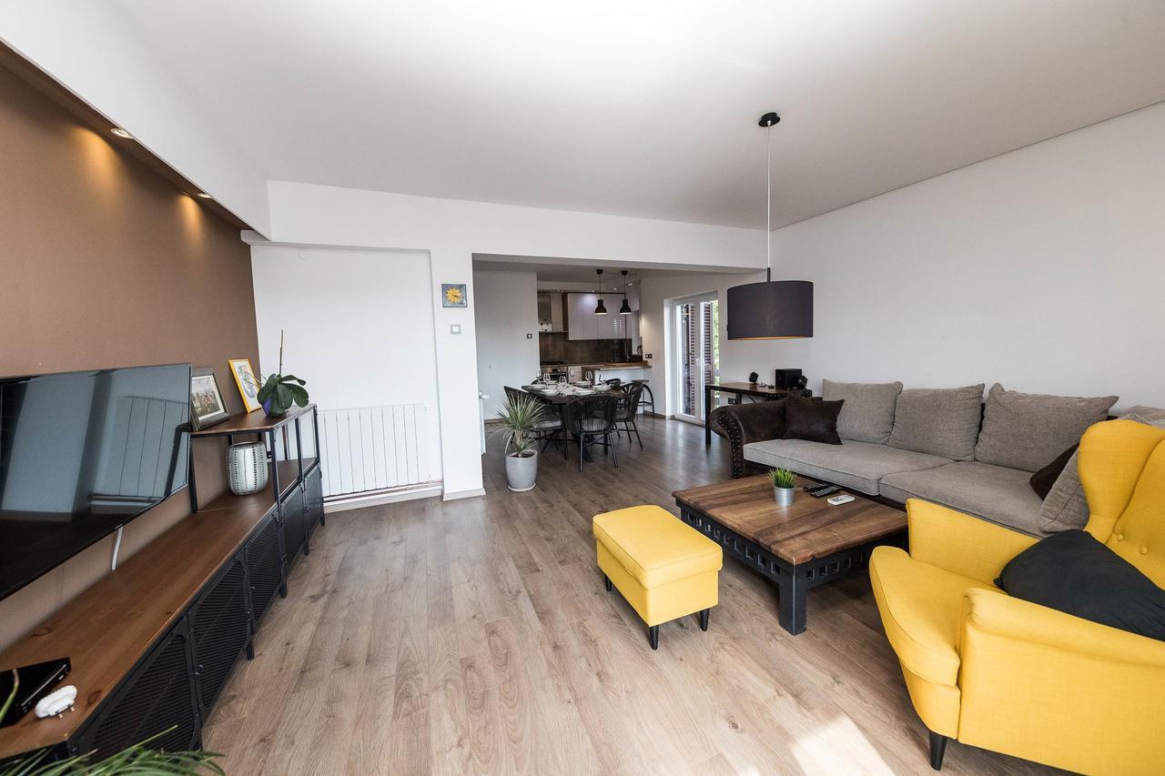 Apartments Agape Цриквеница Экстерьер фото